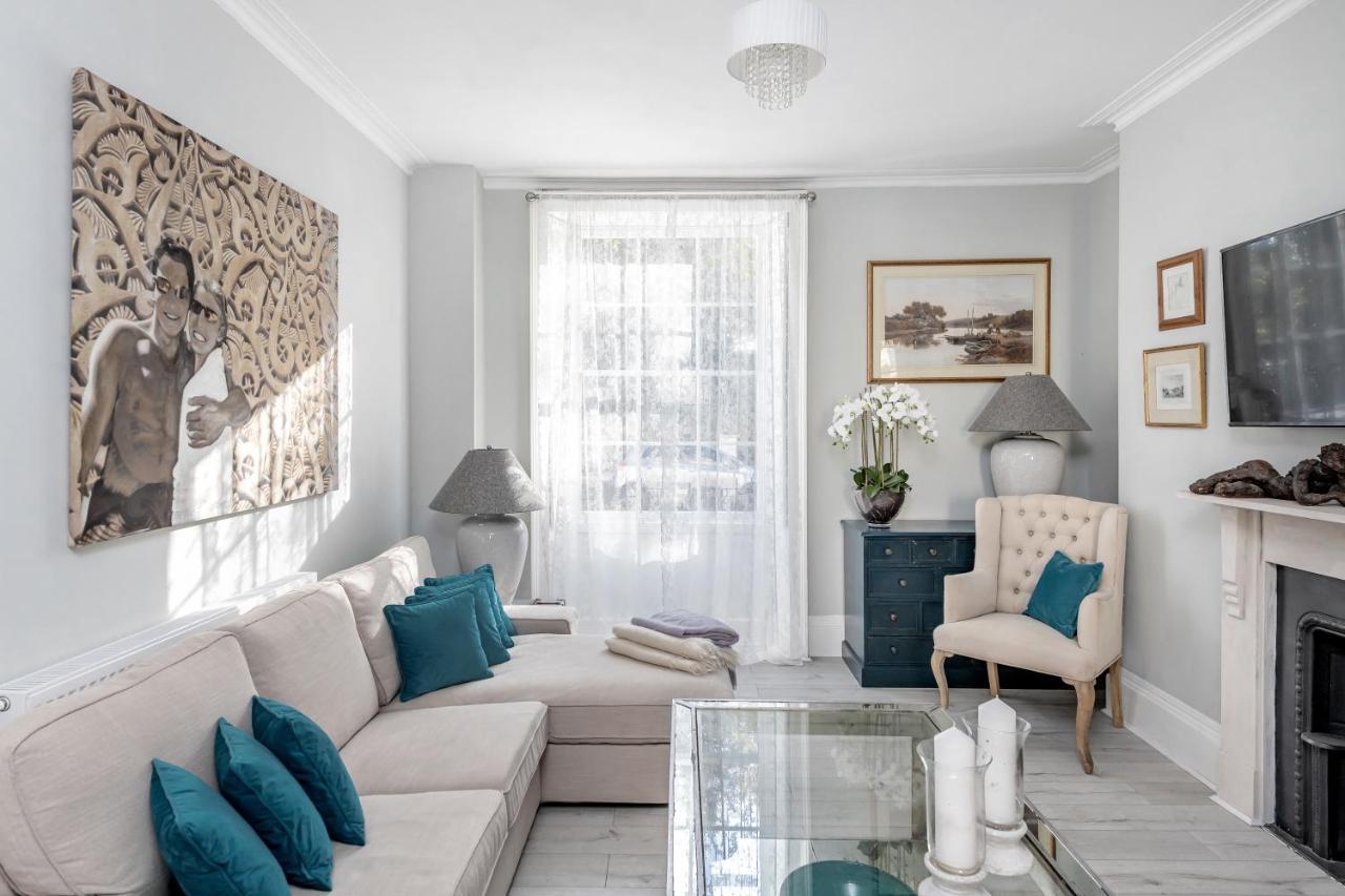 Gorgeous Garden Apartment Бат Экстерьер фото